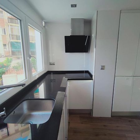 Beautiful Apartment In Third Line Beach Boliches Fuengirola Kültér fotó
