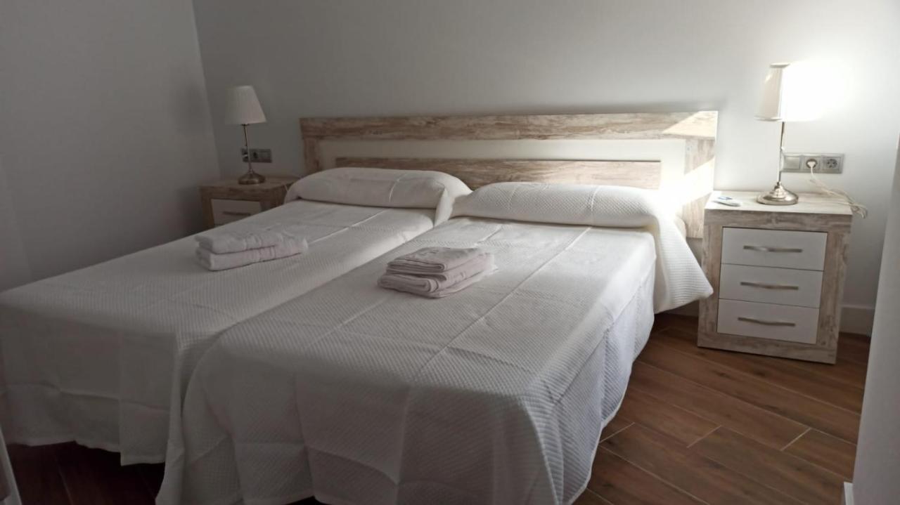 Beautiful Apartment In Third Line Beach Boliches Fuengirola Kültér fotó