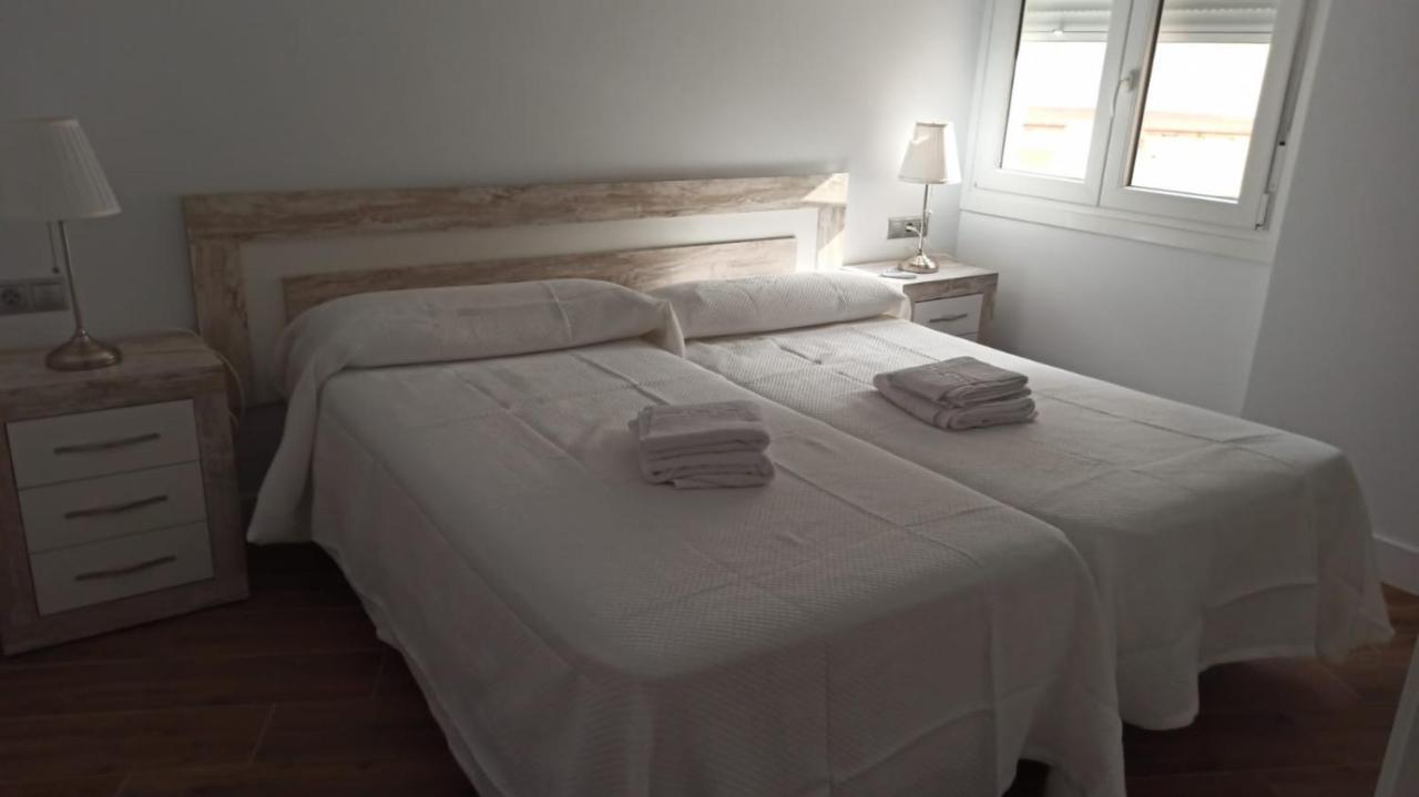 Beautiful Apartment In Third Line Beach Boliches Fuengirola Kültér fotó
